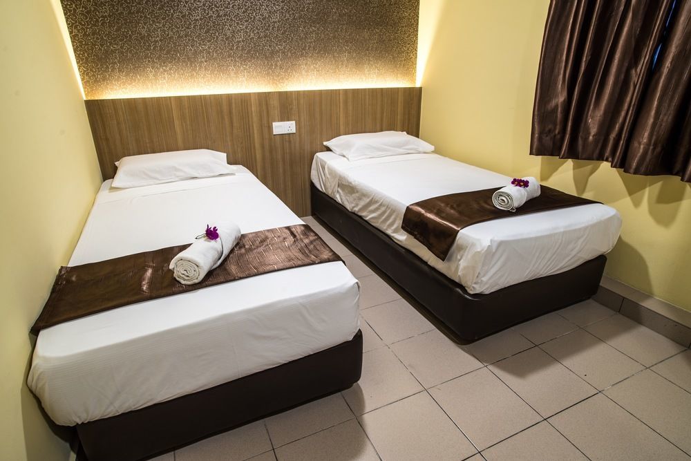 Dragon Premium Hotel 2*