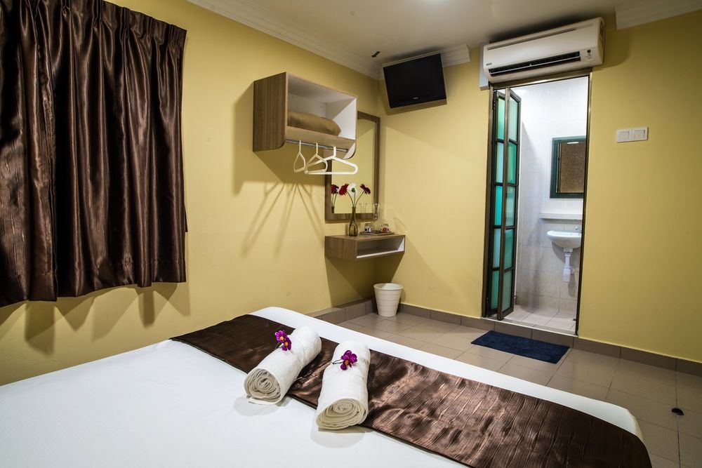 Dragon Premium Hotel 2*